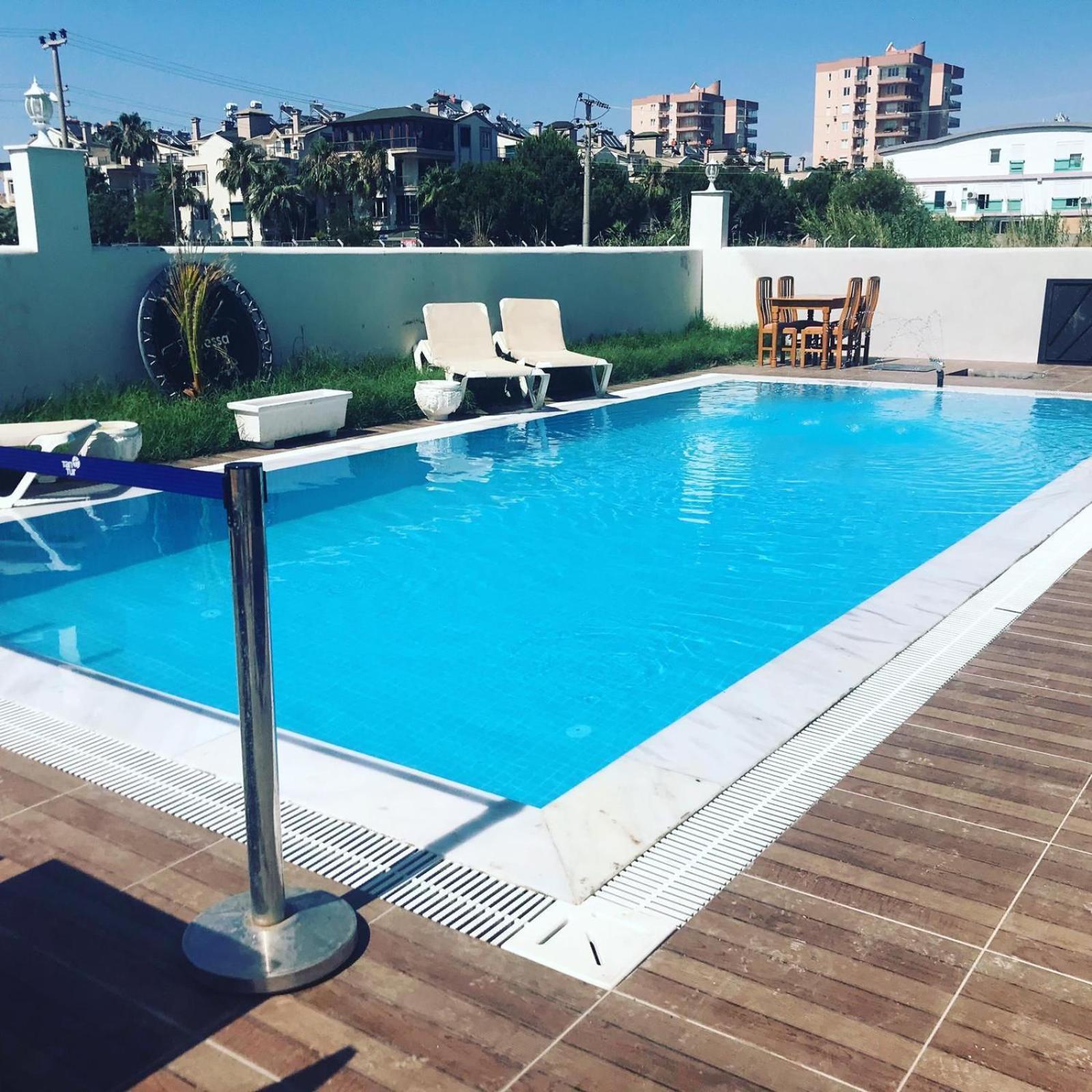 Akdeniz Suites Altinkum  ภายนอก รูปภาพ